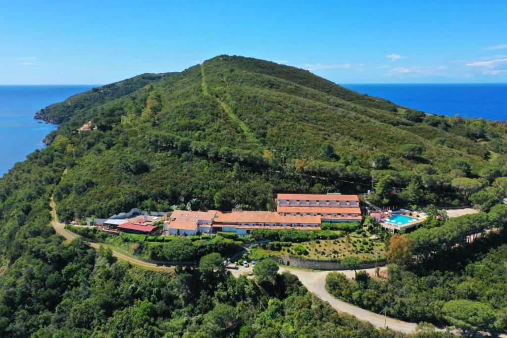Hotel Capo Di Stella Capoliveri  Exteriör bild