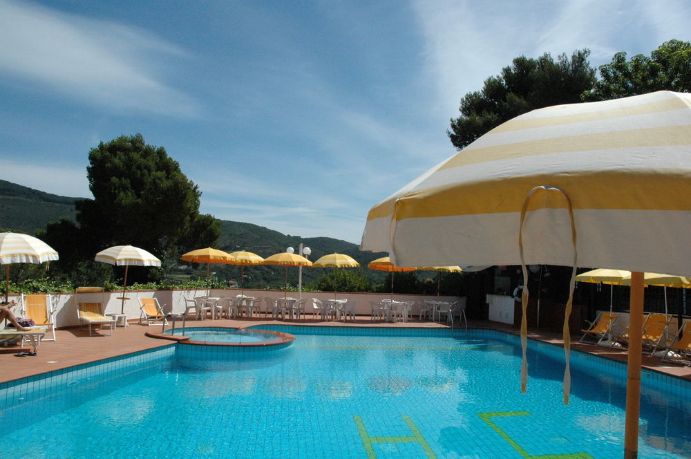 Hotel Capo Di Stella Capoliveri  Exteriör bild