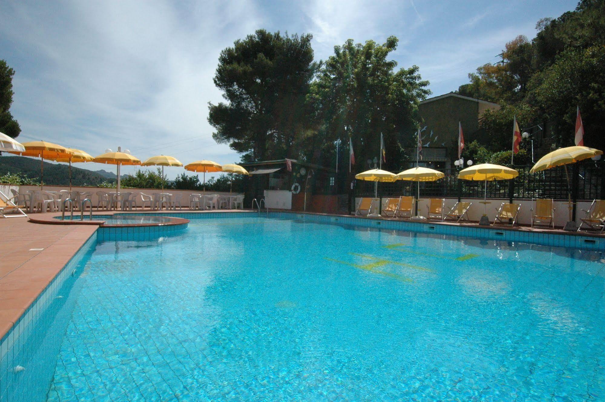 Hotel Capo Di Stella Capoliveri  Exteriör bild