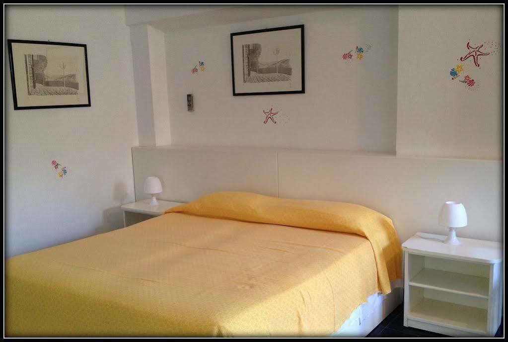 Hotel Capo Di Stella Capoliveri  Exteriör bild